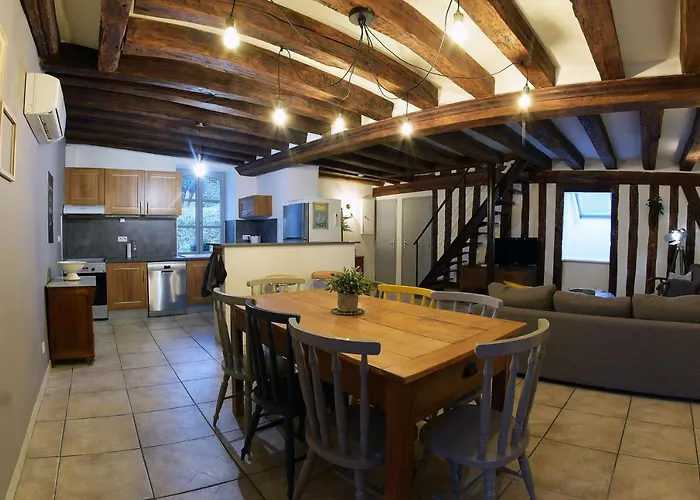 Chez Meme Caillou, 6 Personnes *